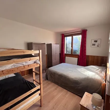 Romeu, Spacieux T3 Familial 80m2 Plein Sud, Wifi Apartment Font-Romeu-Odeillo-Via
