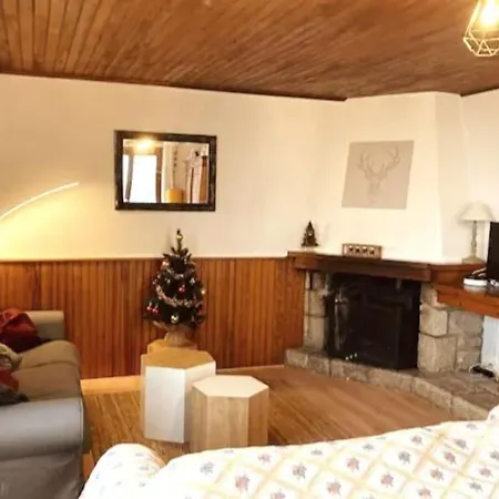 Romeu, Spacieux T3 Familial 80m2 Plein Sud, Wifi Apartmán Font-Romeu-Odeillo-Via